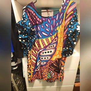 Beautiful abstract print top